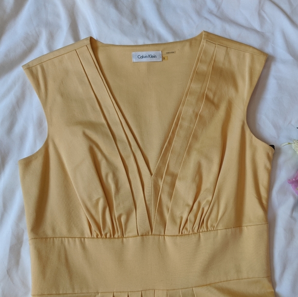 Gold cotton blend Calvin Klein dress - Picture 1 of 6